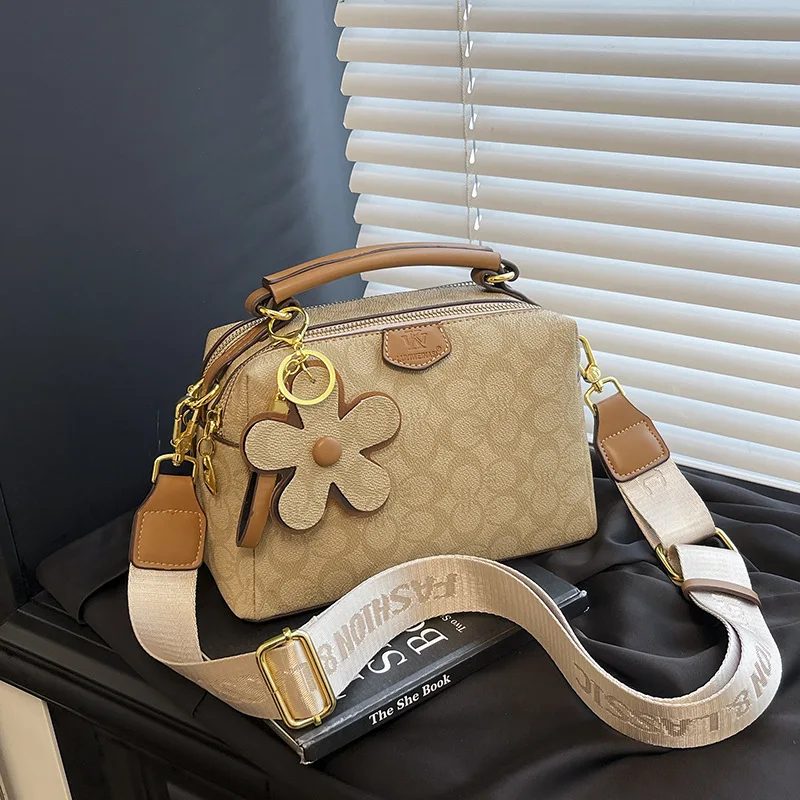 

​​2025 Retro Print Square Handbag Lightweight Adjustable Strap, Crossbody Purse for Women Work Travel Daily Essentials​​