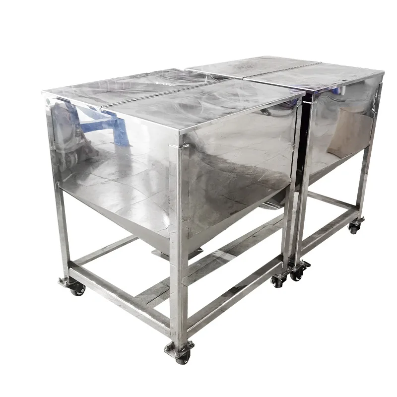 Storage buckets of various specifications, small stainless stee buckets transported by suction machines around injection