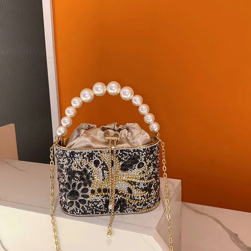 luxury dinner bag, shiny diamond-encrusted court style messenger chain box bag