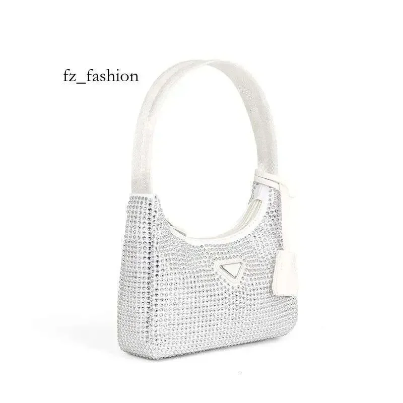 

Designer P bags rhinestone crystal fashion diamond underarm bag triangle shiny Luxury handbag lady shoulder ngles bag 8d8