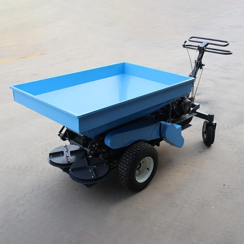 Engine Double shaft lawn spreader Self-propelled fertilizer spreader