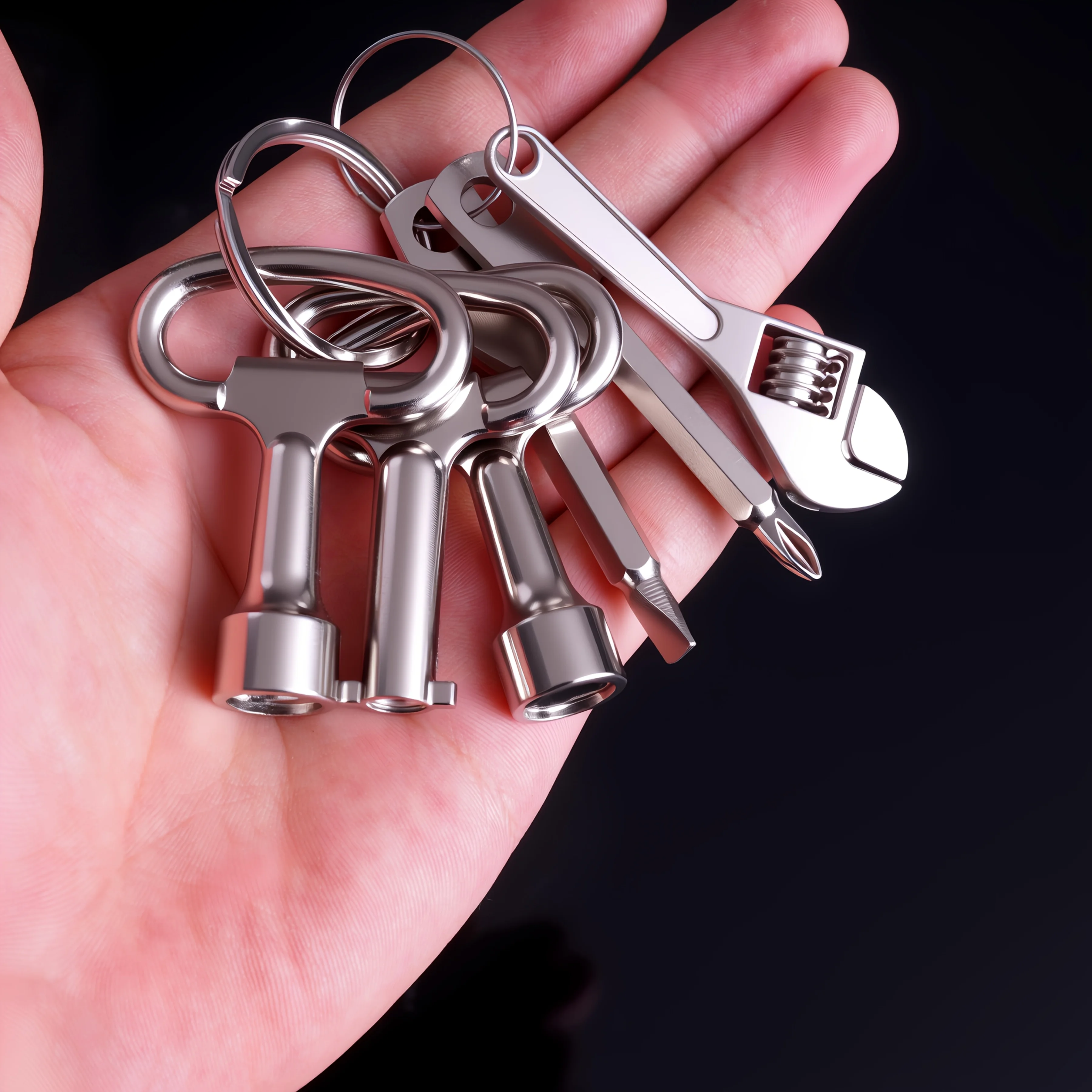 Multiple Screwdriver Bits, Pullover Screwdrivers, Wrench Kits - Tools for Various Difficult Solutions in Home Repair - Keychain