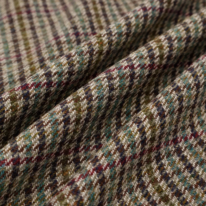 2 yardas de tela tejida de lana de hilado fino, estilo británico, de alta gama, con rayas marrones y pepitas pequeñas de colores mezclados, para trajes de otoño e invierno.