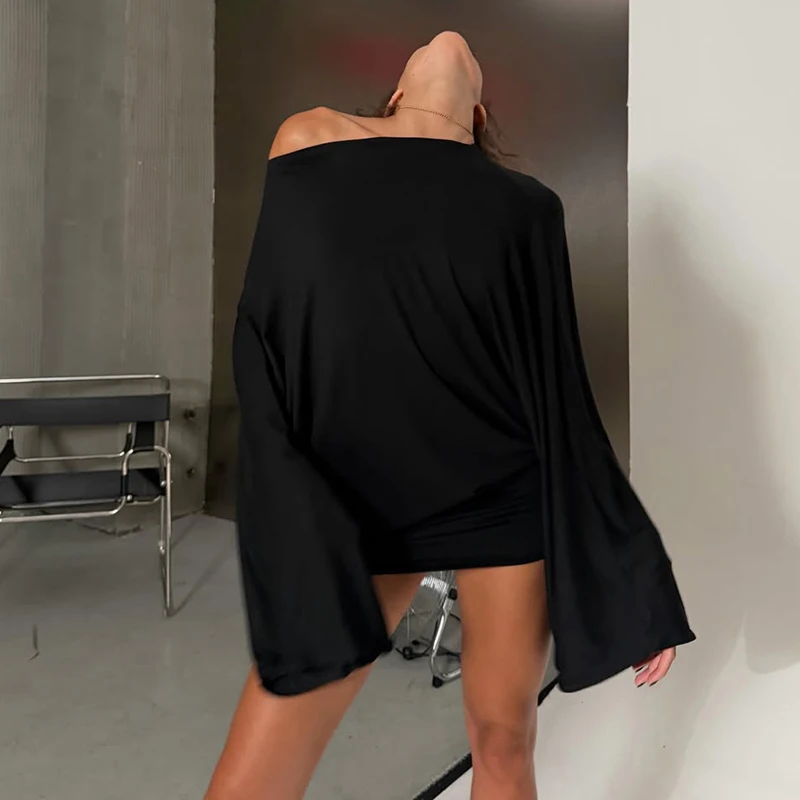 Fashionable and elegant women's summer new long sleeved sexy backless hollow out dress