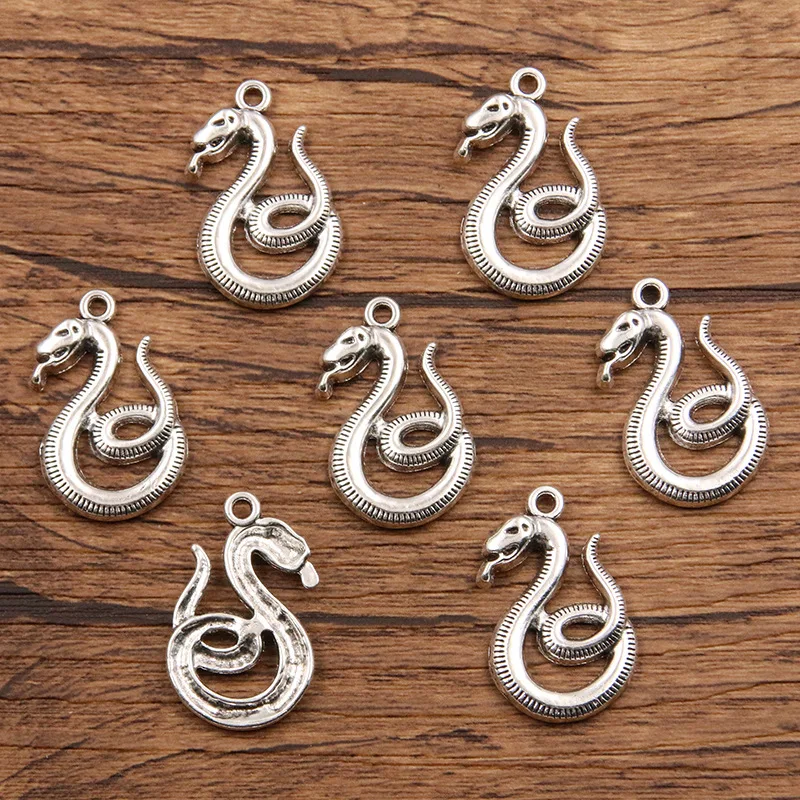 10pcs Alloy Animal Snake Lizard Deer Tiger Monkey Charm Bracelet Earrings Keychain Bag Necklace Pendant Decoration Accessories