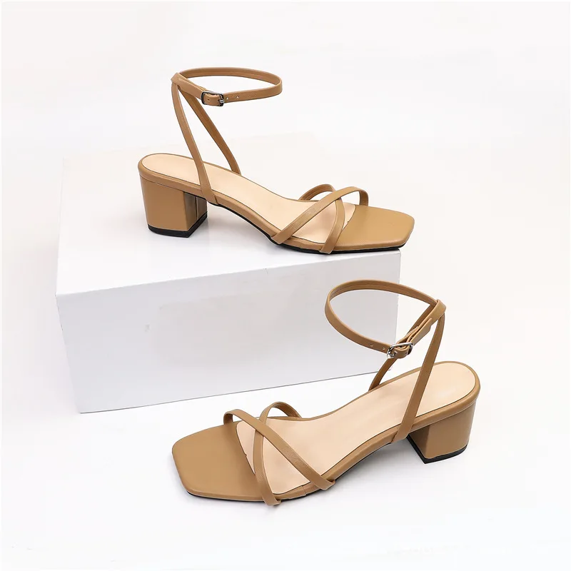 Fashion Womens Shoes 2024 Square Toe Beige Heeled Sandals Buckle Strap Cross Large Size Luxury Low Black Girls High Comfort Bloc