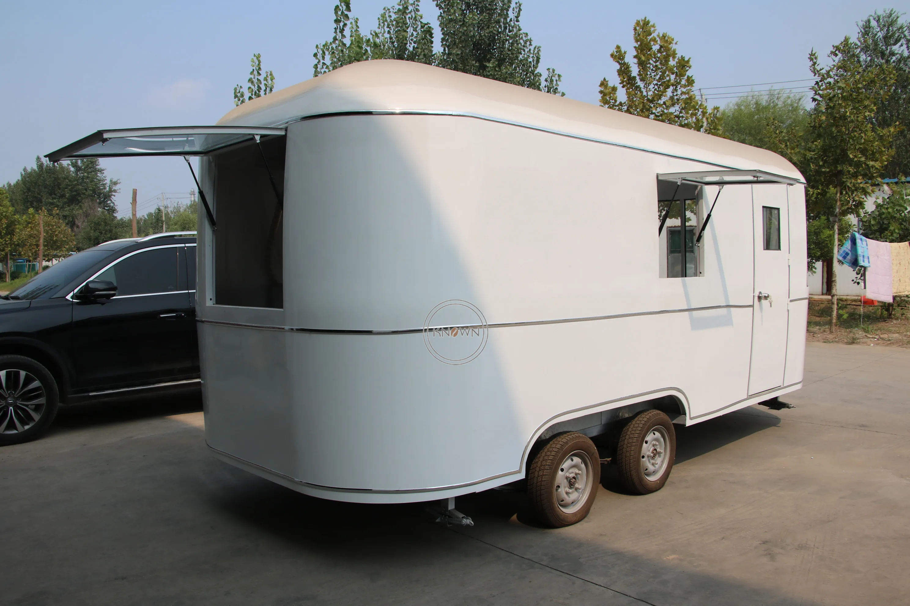 عربة طعام متنقلة بطول 5 أمتار مع شاحنات طعام مخصصة لمتجر الوجبات الخفيفة في الشوارع للبيع