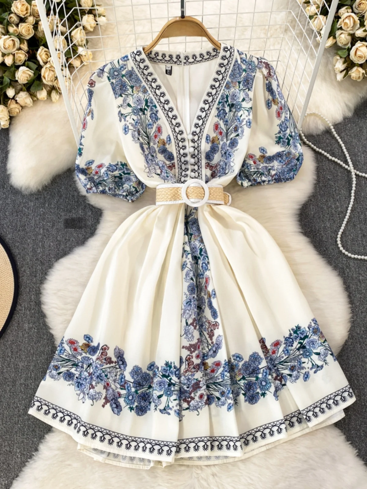 ビーチバケーションスタイル レトロデザイン レディース 夏 着痩せ Vネック バブルスリーブ 花柄プリント Aラインスカート おしゃれなガウン