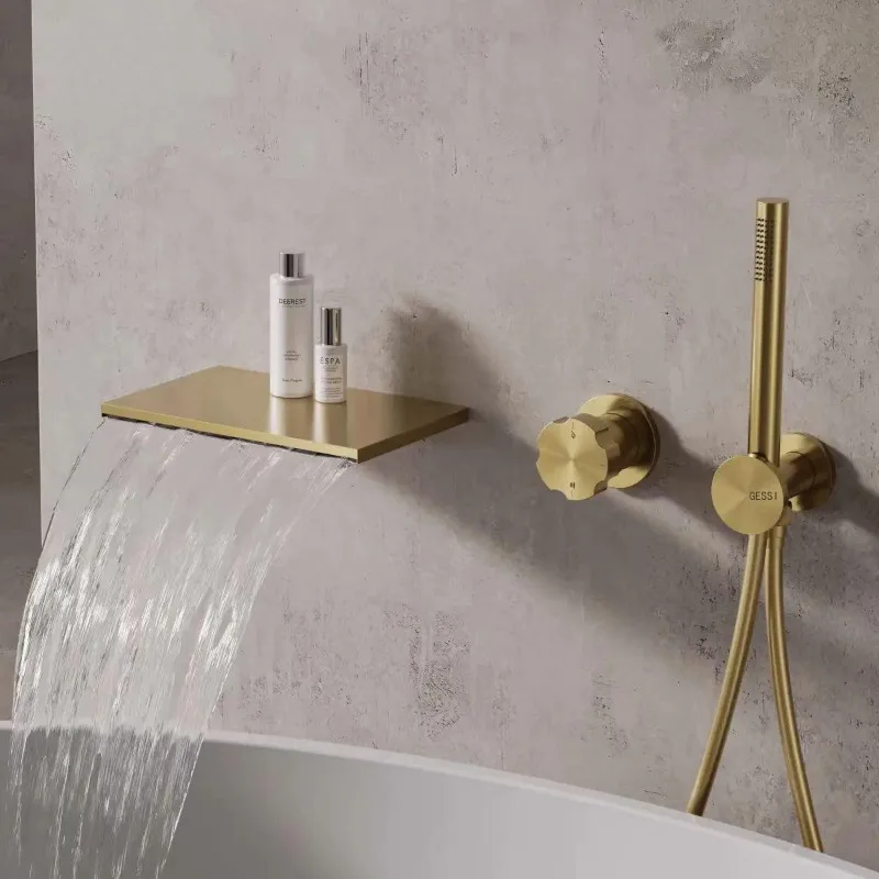 

Настенный смеситель для ванны, скрытая установка, макет водопада с краями горячего и холодного цилиндра, смеситель для платформы