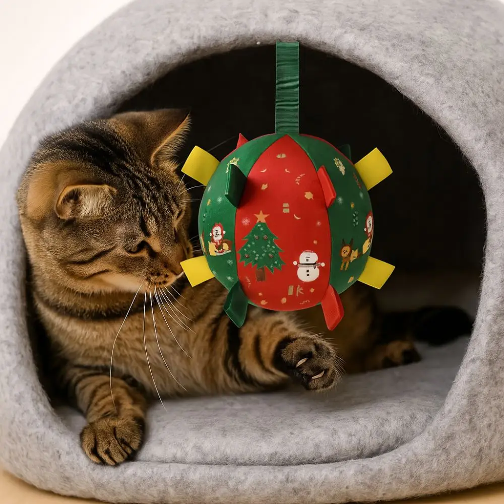 

Bite-Resistant Dog Squeaky Ball Santa Claus Snowman Puppy Chewing Toy Built in Bell Cartoon Dog Teething Toy for Cats and Dogs