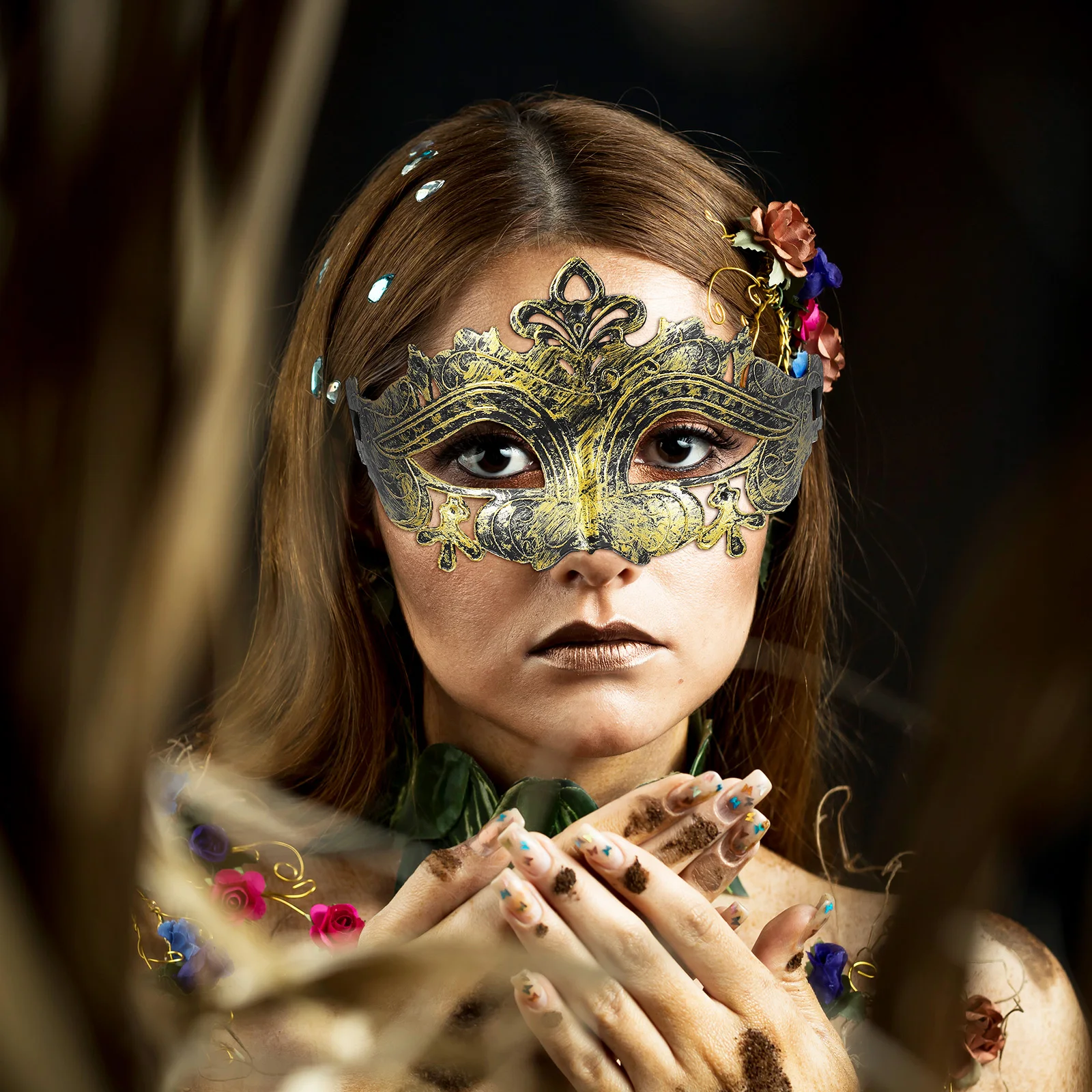

12pcs Vintage Half Face Masks Comfortable Halloween Party Masquerade Accessories Decorative Props Lightweight