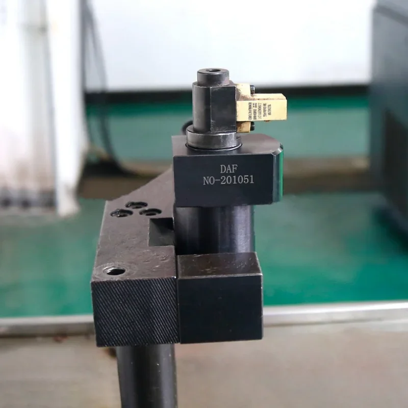 NEW Arrival!For Delphi DAF CRIN Injector Oil Return Fixture Clamp Adaptor Repair Tool