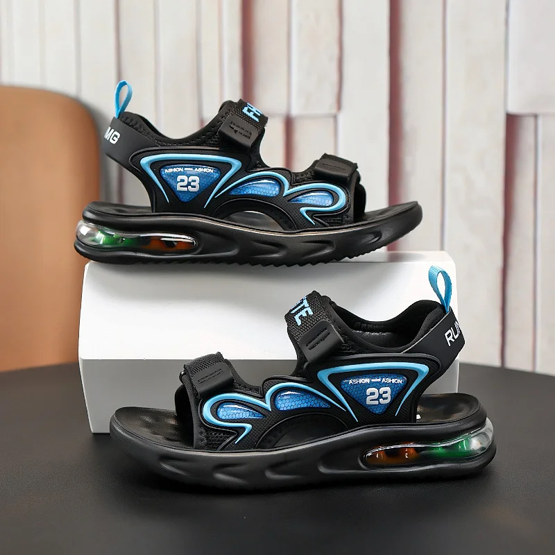 

A pair of children's double velcro air cushion sport sandals breathable fabric cushioned sole summer outdoor water shoes XL-9907