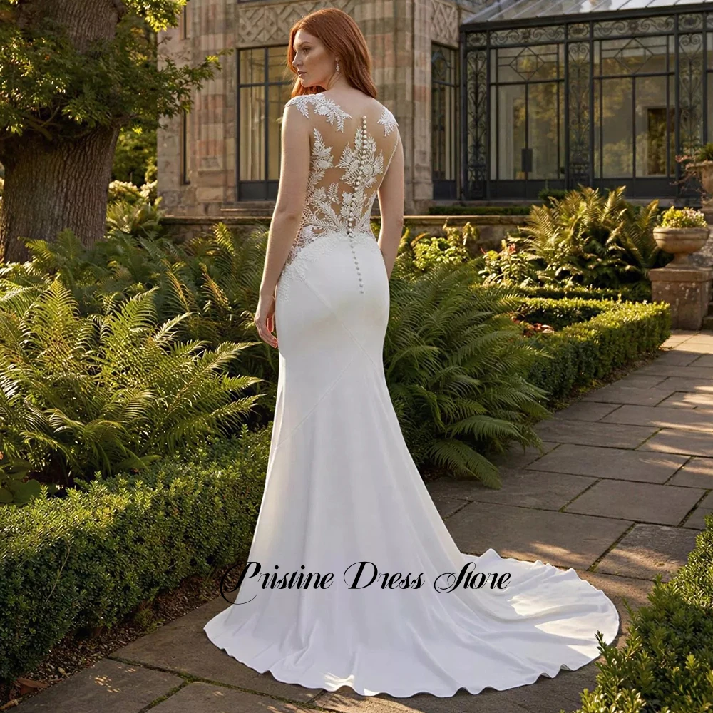 High Quality Customized Mermaid Wedding Dress Elegant Women Sleeveless Sweetheart Appliques Lace Button Back Bridal Gowns