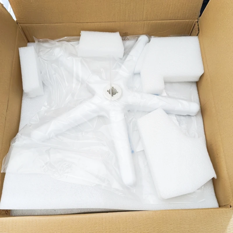 Рисунок 5 - Оперативная медицинская стоячая лампа