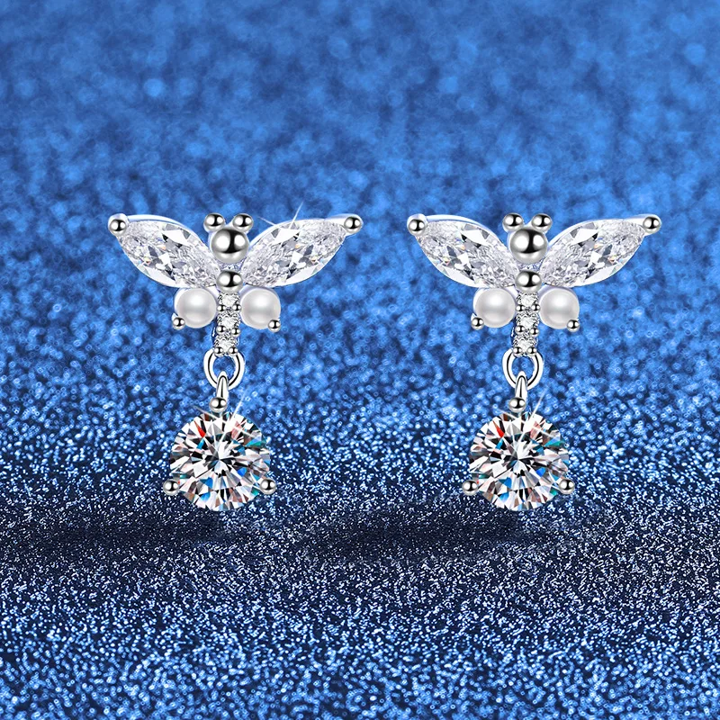 

Personalized Design Platinum PT950 18K Gold Moissanite Earrings Mini Beads Butterfly Light Luxury Versatile High-end Feeling