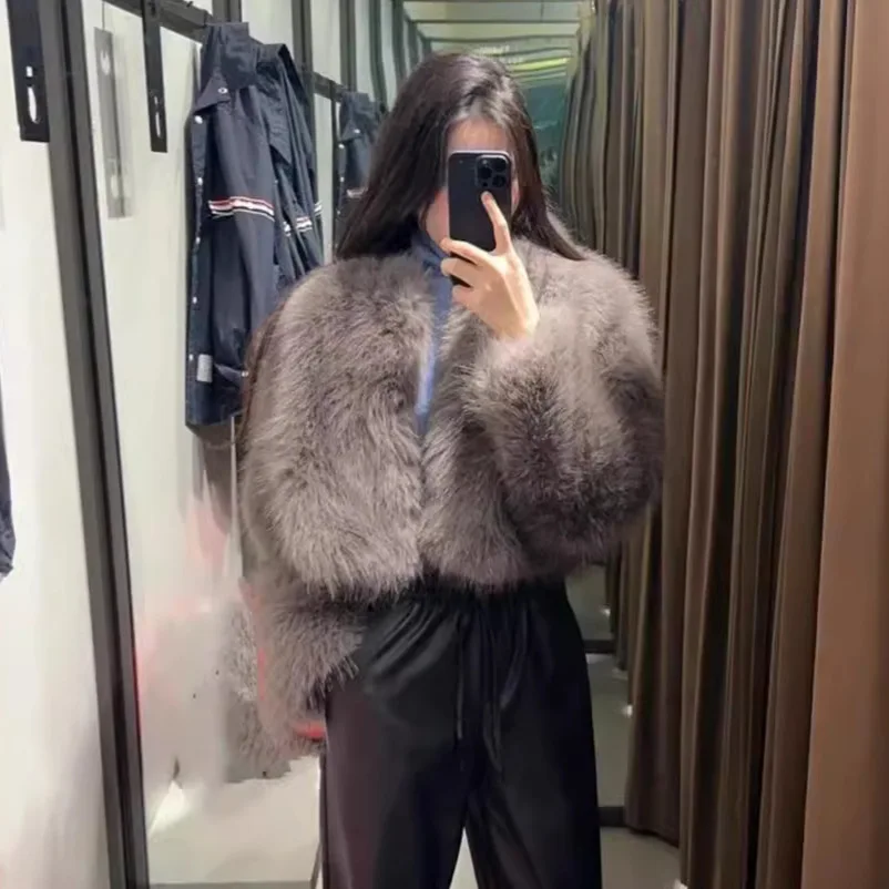 

2025 Women's Short Faux Fox Fur Coat Fluffy Soft Thickened Plush Jacket Autumn Winter Luxury Outerwear Abrigo Piel