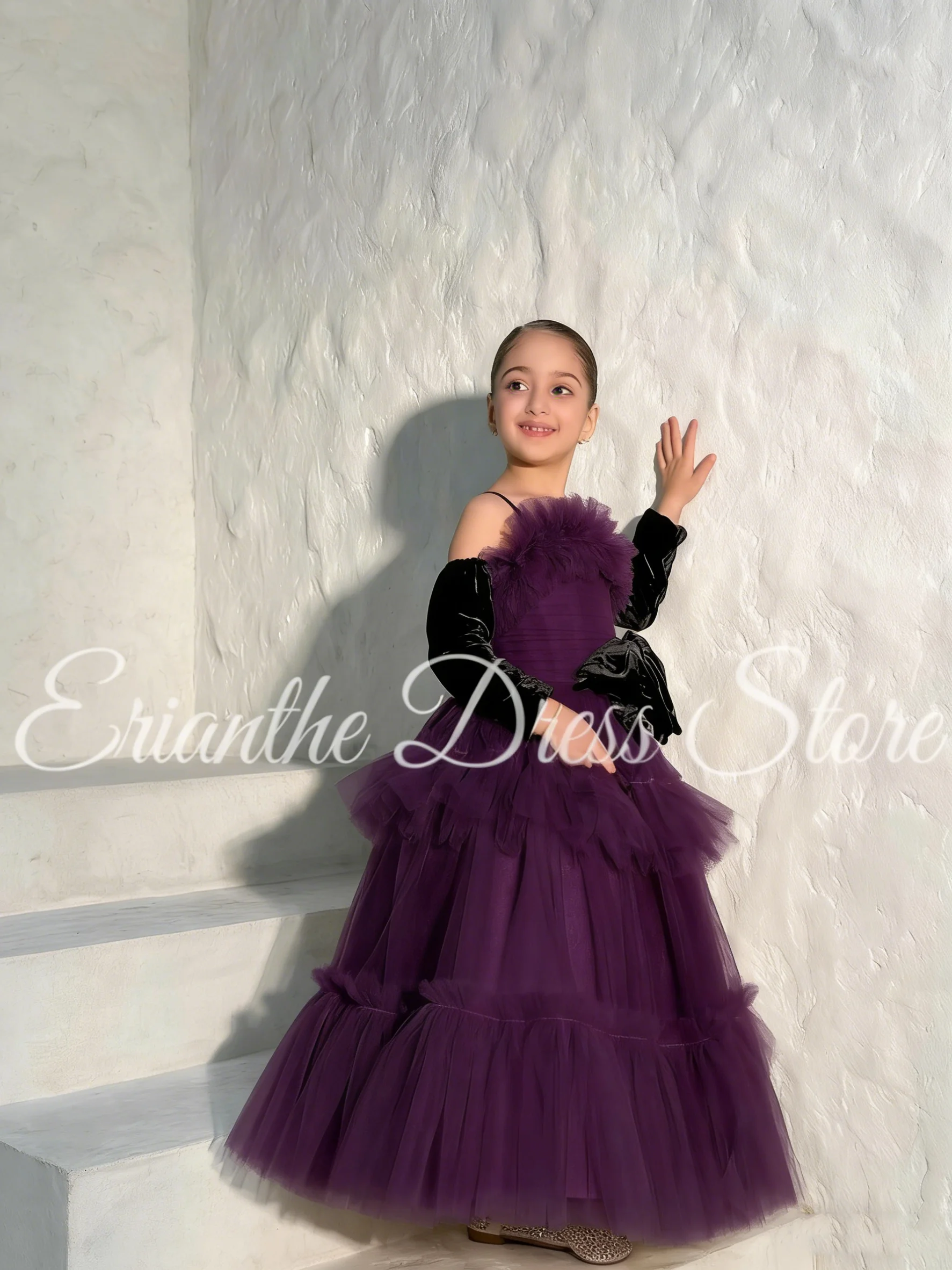 Robe à fleurs personnalisée pour filles, pour mariage, superposition moelleuse avec nœud noir, robes de bal de première Communion pour fête d'anniversaire pour enfants