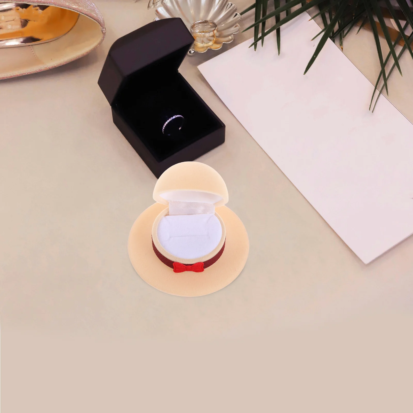 2 قطعة قبعة ريترو صغيرة تخزين المجوهرات المنظم صندوق لينة الداخلية السفر حلقة القرط حالة مجوهرات المنظم الإبداعية الرجعية