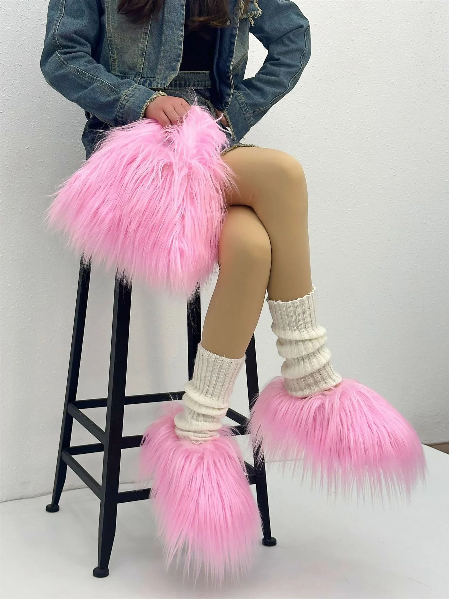 Women Faux Mongolian Fur Tote Bag Long Shaggy Fluffy Handbag Y2K Aesthetic Small Plush Shoulder Purse for Rave Party
