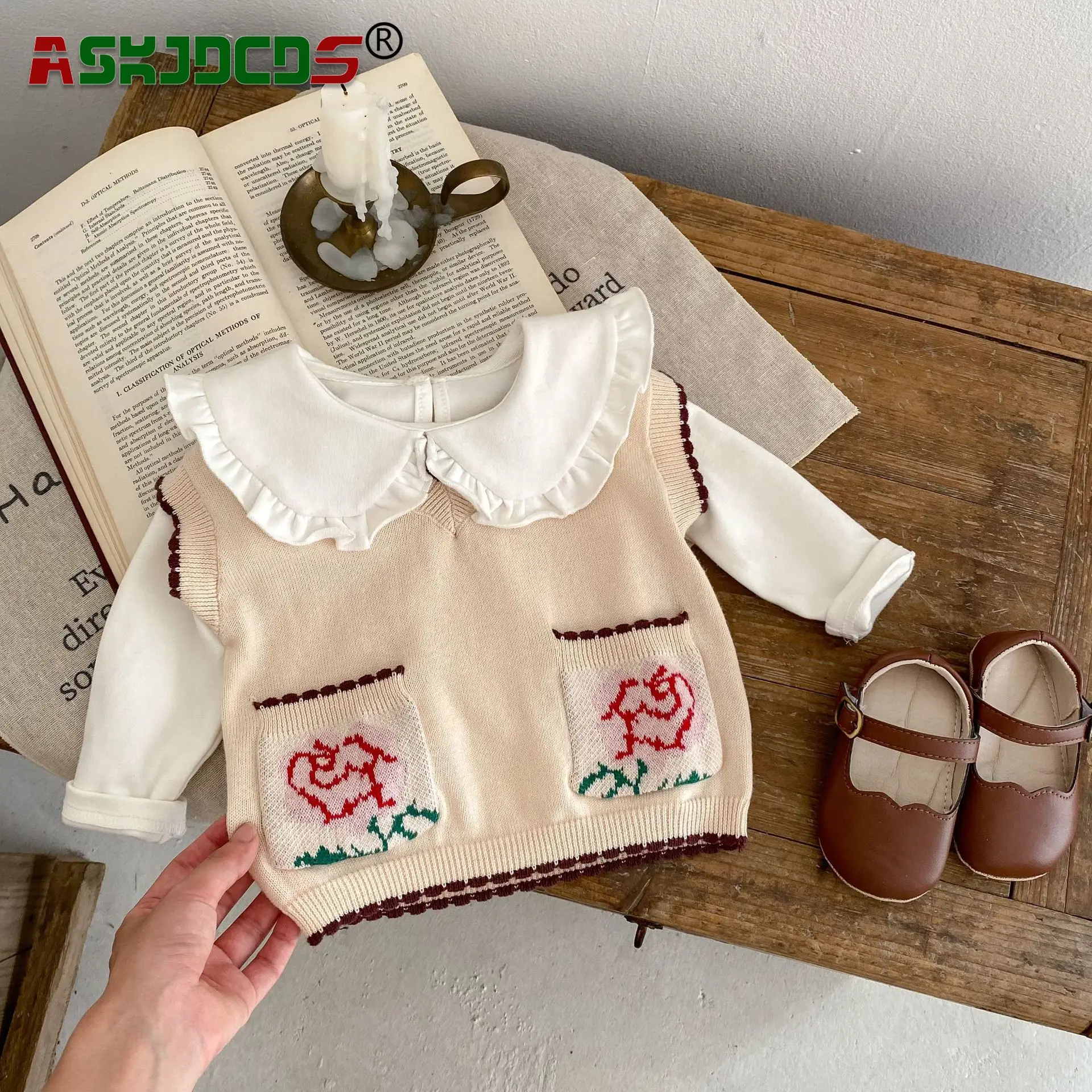 

Optimized 2023 Autumn Infant Baby Girls Embroidery Flower Pocket Vest Sleeveless Toddler Kids Cotton Outwear Knitted Clothing