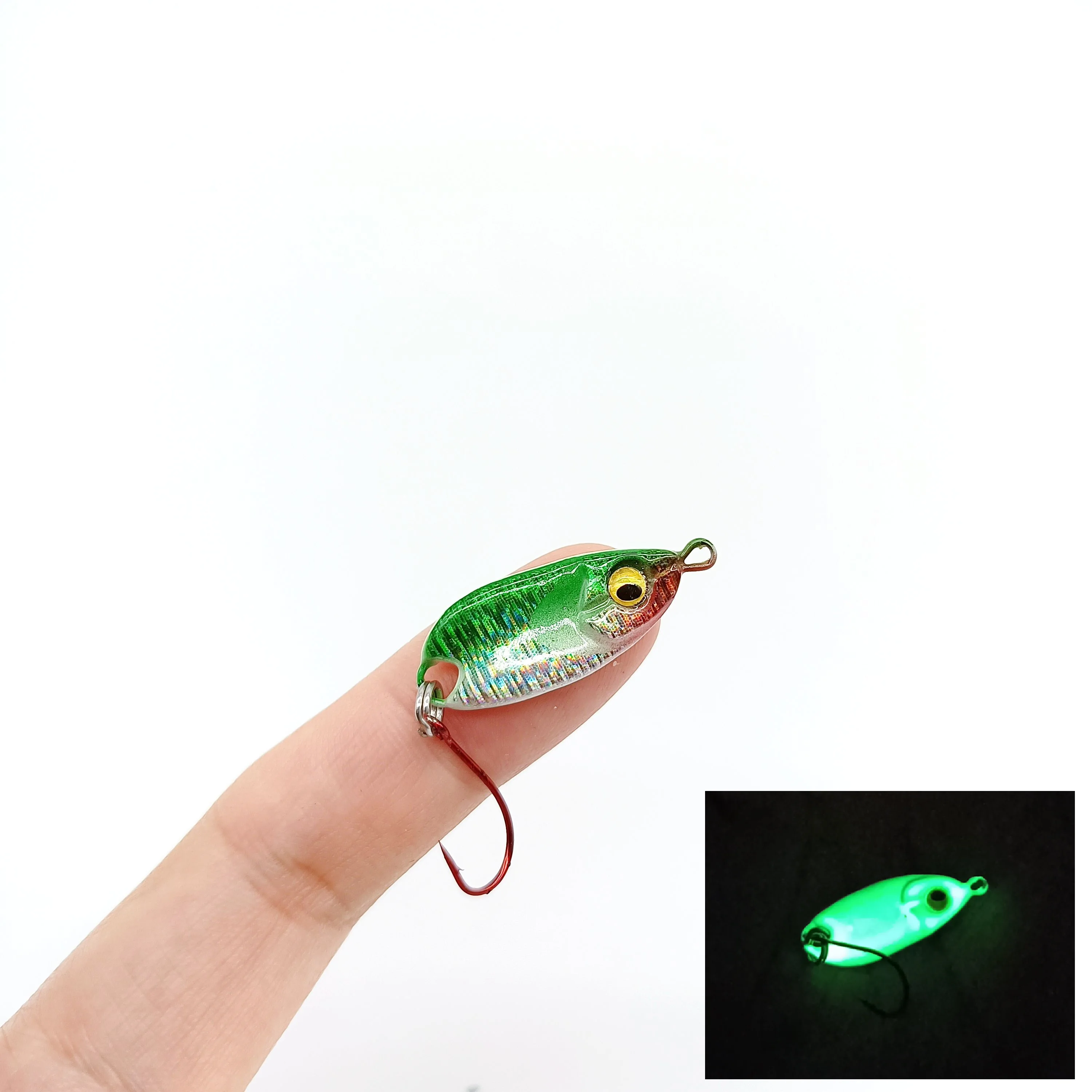 DUODUOYU 1PCS Mini Luminous Spoon Lure 3g/5.5g Micro Metal Fishing Bait Hard Sequin Lure Spinner Spoon  With Sharp Single Hook