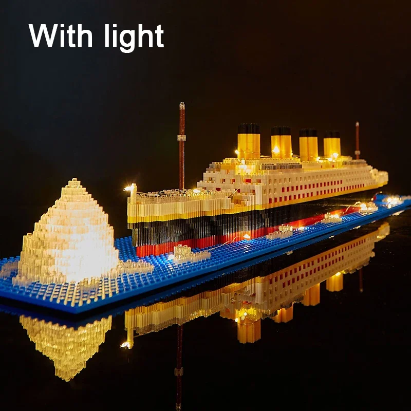 Hot selling giant romantic Titanic ship model children toys assembly building block plastic brick with light children kids toy