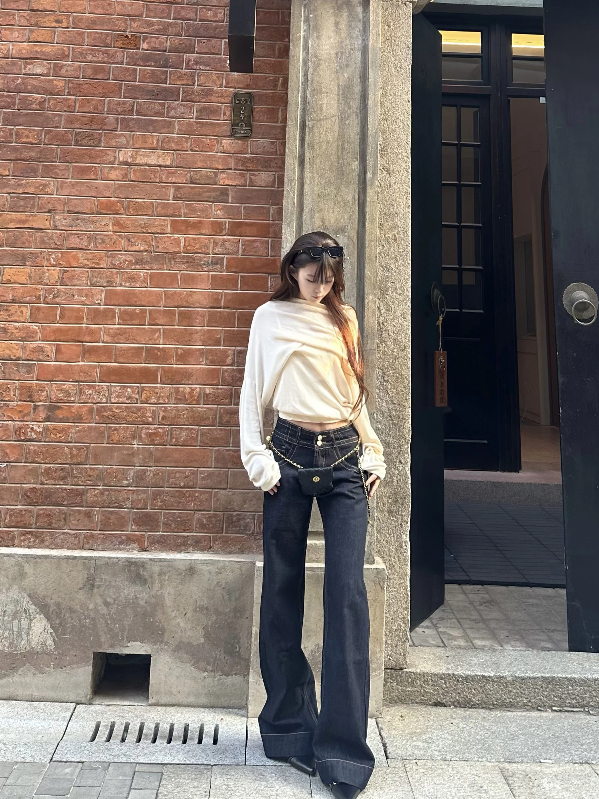 

Ретро джинсы с микро-клешем для женщин, милые, стройнящие, универсальные, свободные, драпирующиеся длинные брюки, хлопковая смесь, с завышенной талией