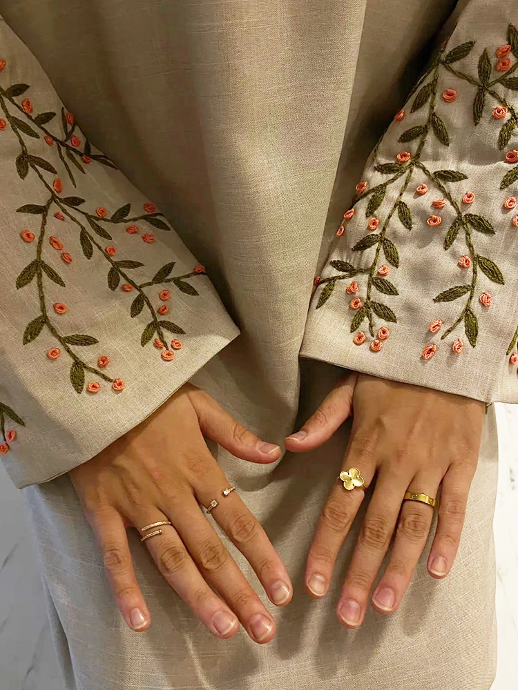 FYMNSI Abaya Manica Lunga Per Donna Musulmana: Abito Da Preghiera In Poliestere, Maxi Caftano Con Bottoni, Taglia Unica, Abbigliamento Islamico