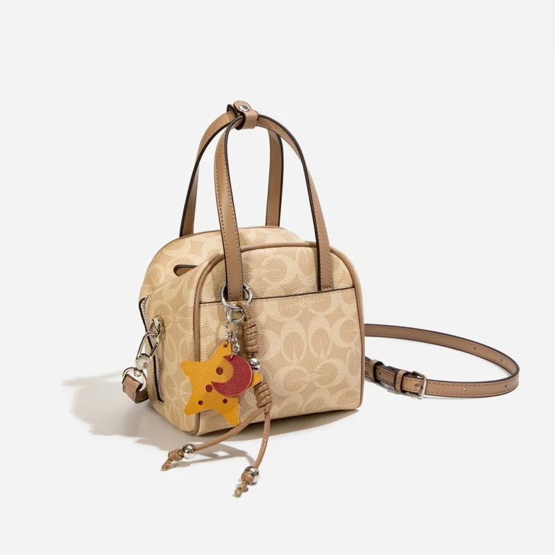 Women's Handbag Shell Bag 2026 New High-End Retro Handbag Shoulder Bag Versatile Light Luxury Crossbody Women's Bag Trend