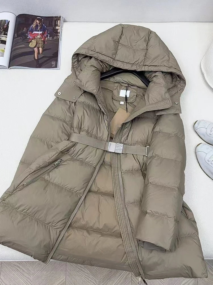 Designer zipper windproof hooded strap waist mid-length down jacket 2024 winter women's new fashion thickened warm down jacket