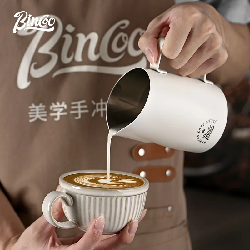 

Bincoo Stainless Steel Milk Frothing Pitcher 420/520ml Cappuccino Latte Art Jug Chic Home Barista Accessories Latte cup and jar