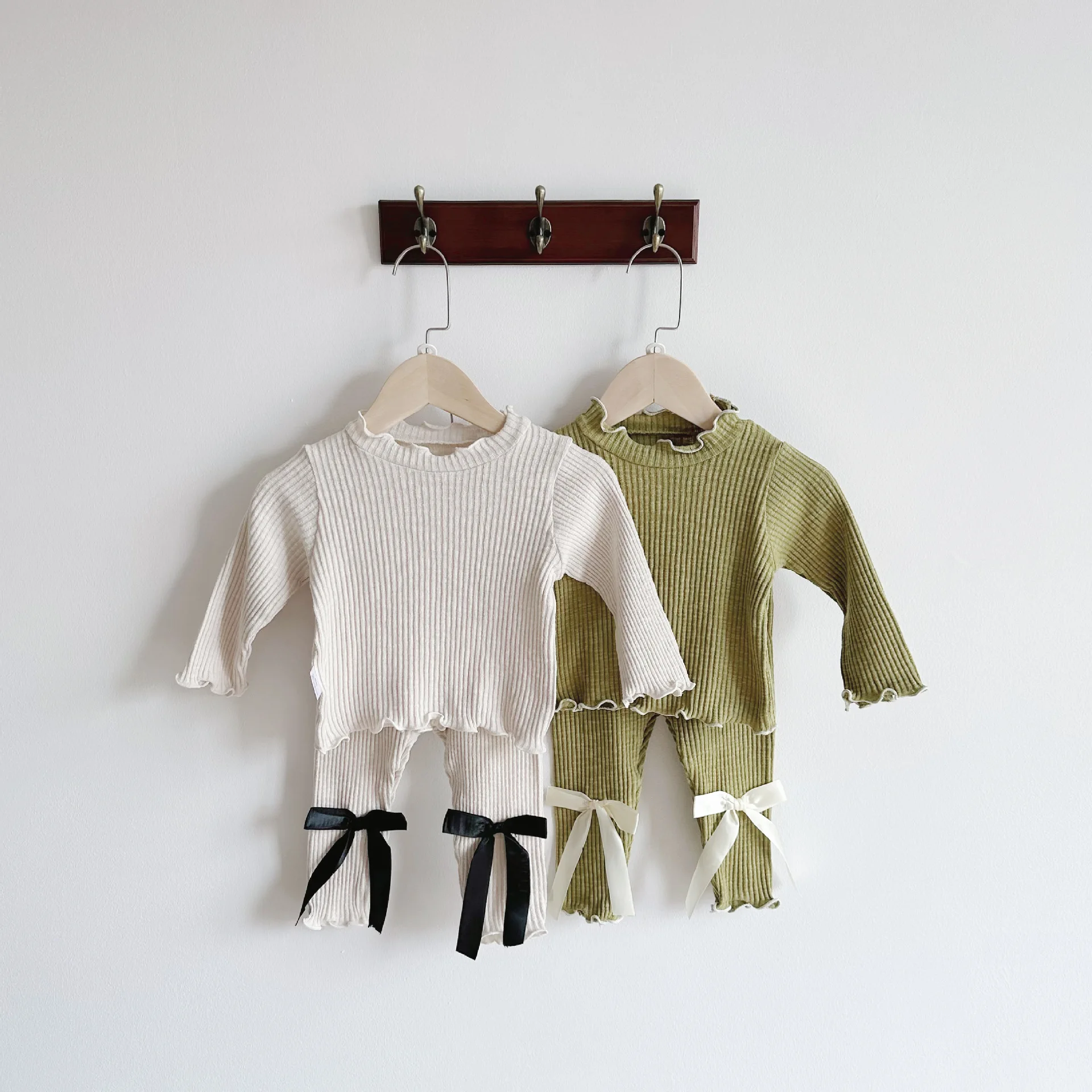 

2024 Autumn New Baby Long Sleeve Clothes Set Boy Girl Ribbed Bottoming Shirt + Bow Pants 2pcs Suit Infant Toddler Casual Outfits