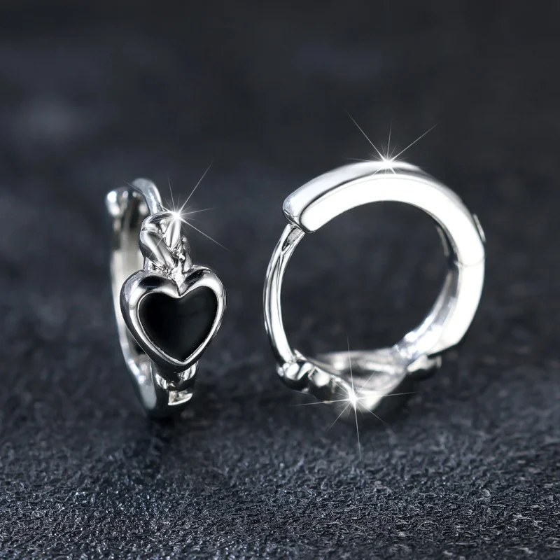 2026 New Silver Spade Heart Drip Oil Ear Buckle Elegant Trendy Niche Versatile Daily Sweet Cool Style Love Jewelry