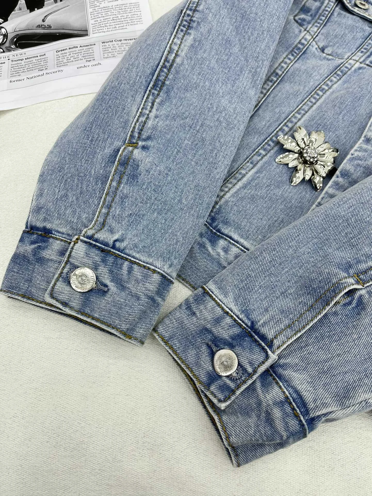 2024 Autumn and Winter New Denim Jacket Women Retro Long Sleeve Loose Luxury Denim Jacket Tops