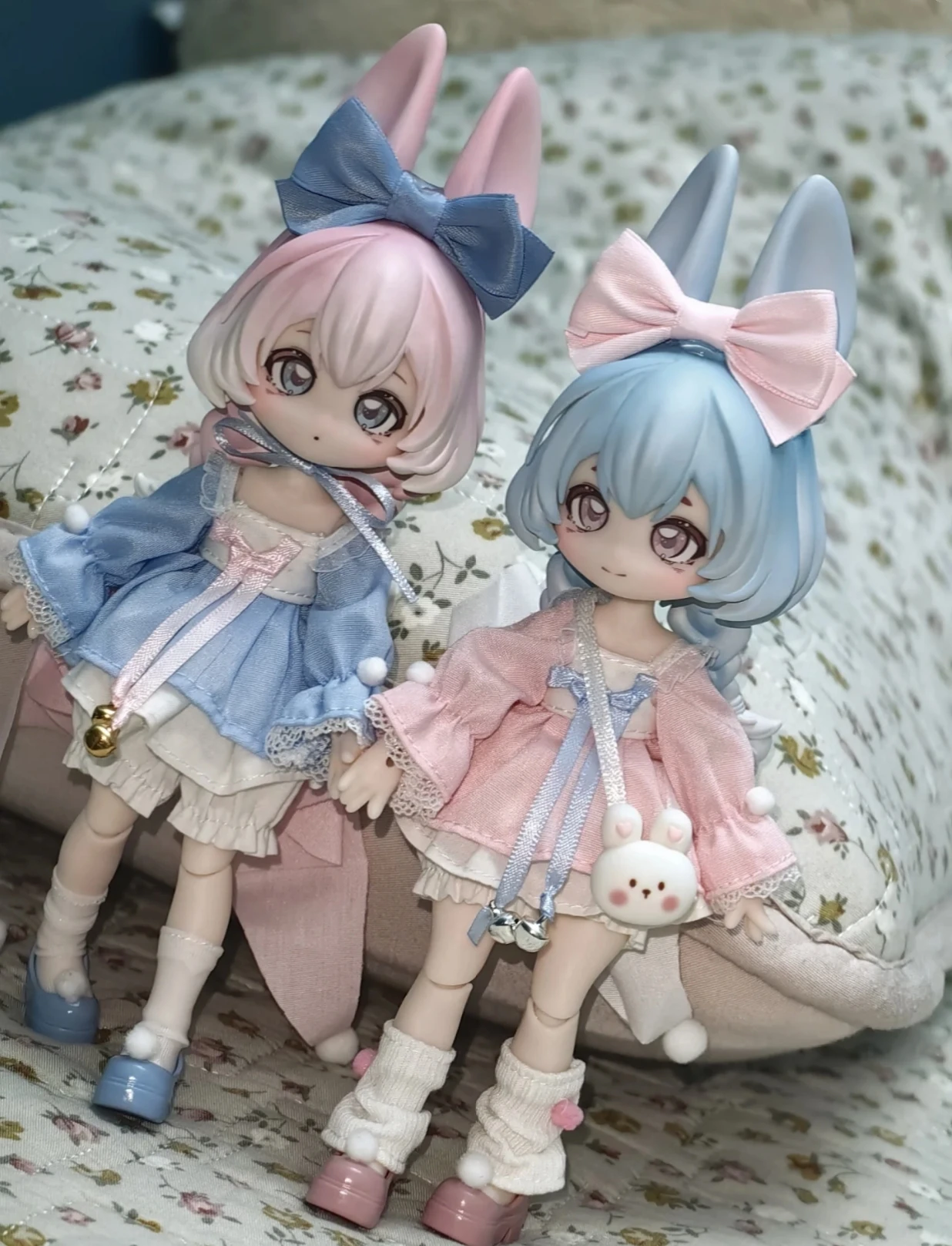 2025 genuíno não comestível boneca caixa cega pulando lua tempo coelho tesouro 12 pontos bjd figura de ação caixa mistério acho saco menina