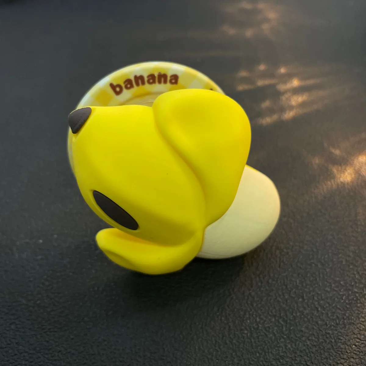 Nouvelle banane pelée 3D adaptée à la coque de téléphone à support magnétique MgaSafe avec Airbag extensible pour l'aspiration pour iPhone 17 Samsung