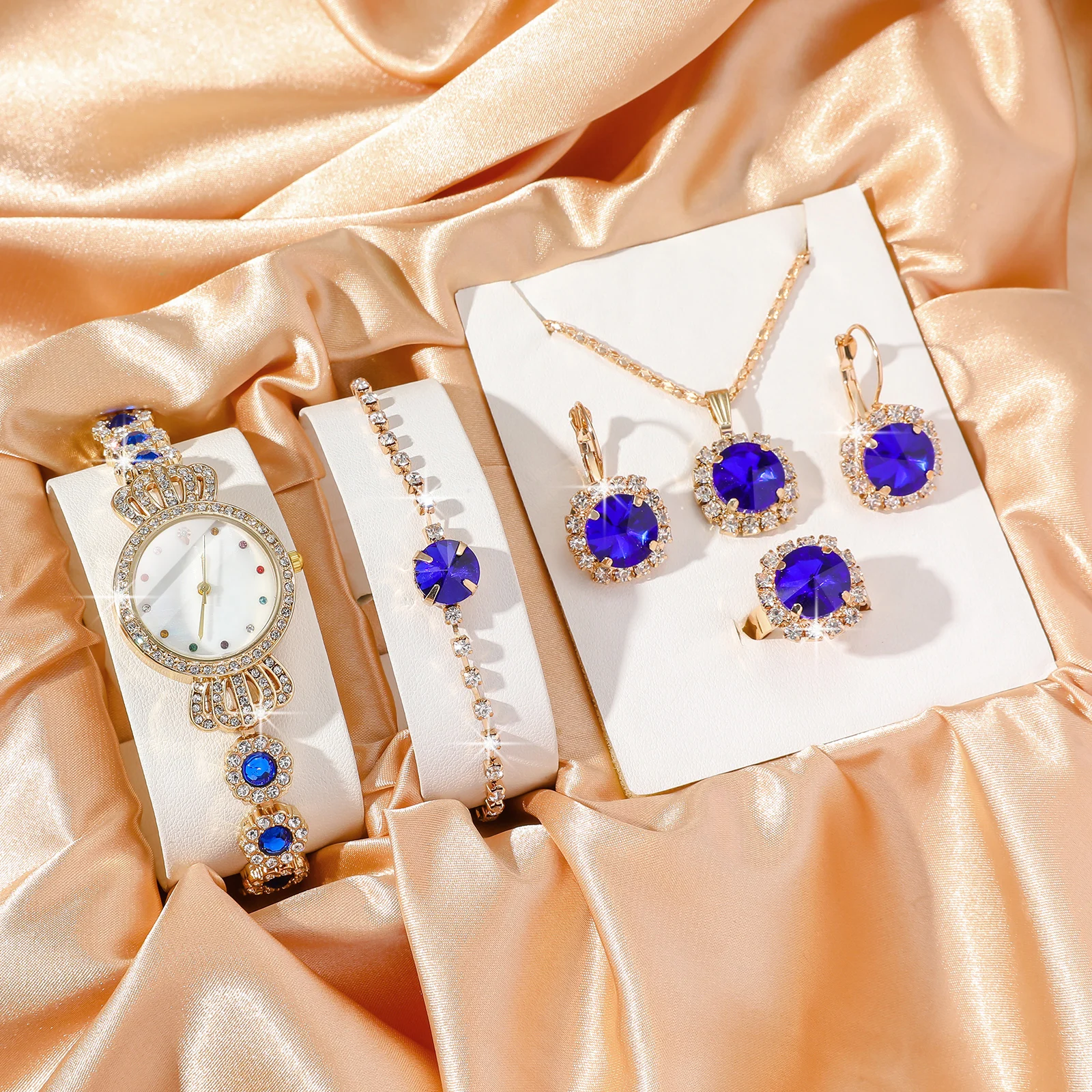 

Без подарочной коробки, небольшой и модный дизайн, универсальный темперамент, комплект украшений с бриллиантами для женщин, 5 шт.