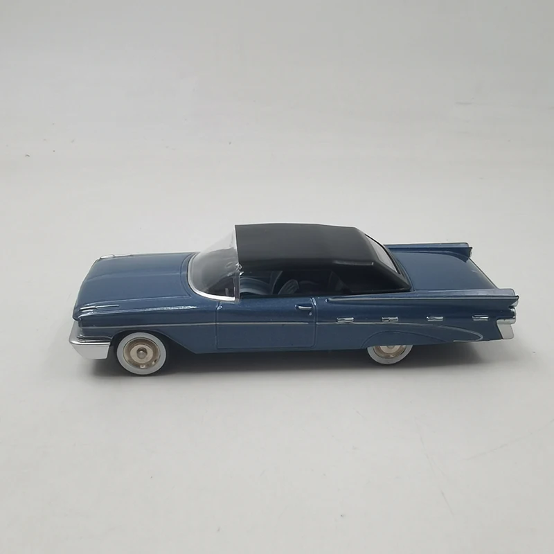 13.5CM Pontiac Convertible Car 1959 Classic Car Model Metal Die-Cast & Toy Vehicle Adult Fans Collection Gift