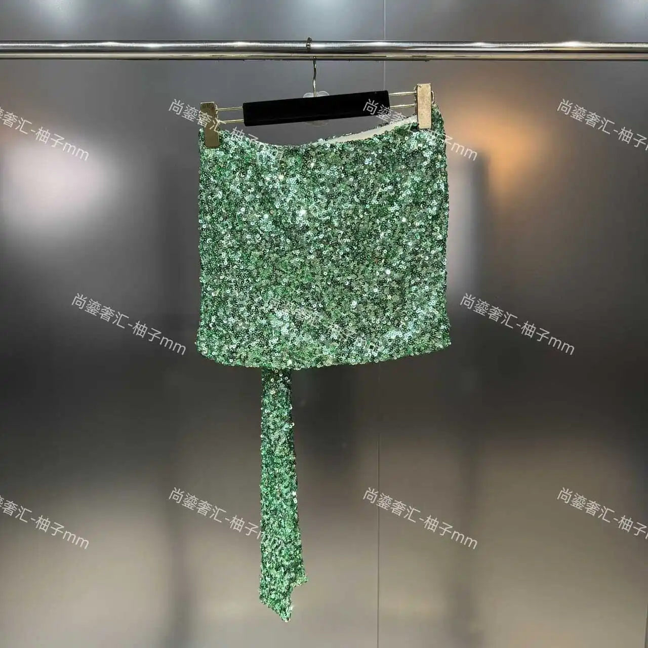 Sexy Green Sequined Short Hip Skirt Woman 2024 Summer New Club Irregular High Waisted Ribbon Pleated Slim Mini Skirts for Women