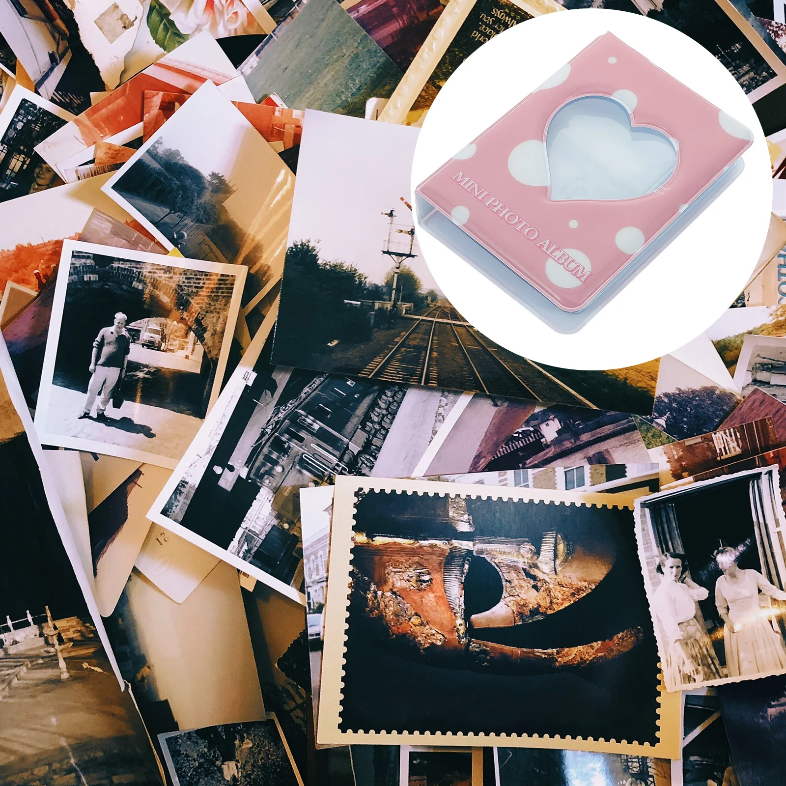 

Hollow Heart Small Picture Portable Photo Storage Cute Mini Gift For Valentine Birthday Decoration Pocket Size Album