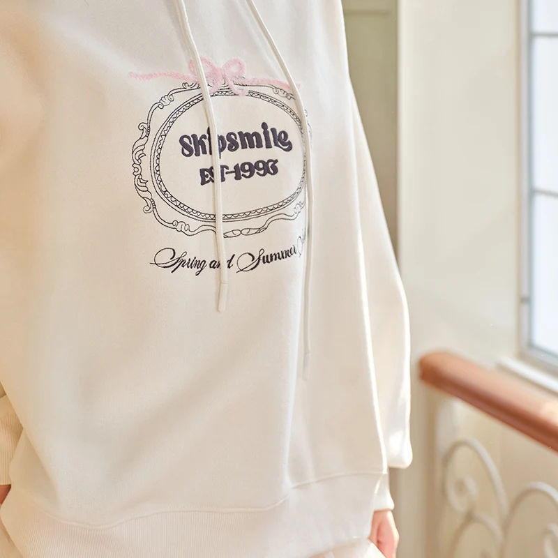 ARTKA 2025 가을 신상 여성 후드 코트 패션 캐주얼 레터 프린트 후디 코트 루즈 롱 슬리브 후드 아우터웨어 VA32055Q