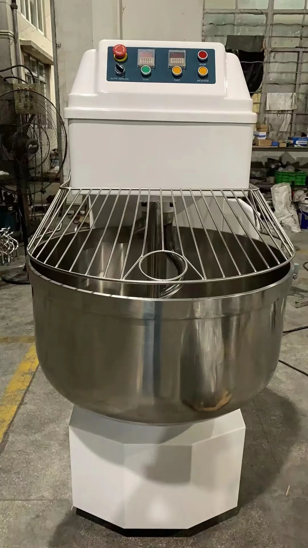 Hot Sale 5kg 8kg 10kg 25kg 50kg 100kg Bakery Equipment Flour Mixer Machine Electric Spiral Dough Mixer for Bakery view 3