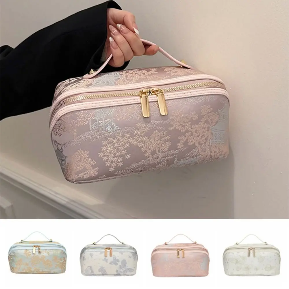 

Portable Women's Cosmetic Bag Household Large Capacity Toiletry Organizer Chinese Style Lightweight Make Up Organizer Outdoor