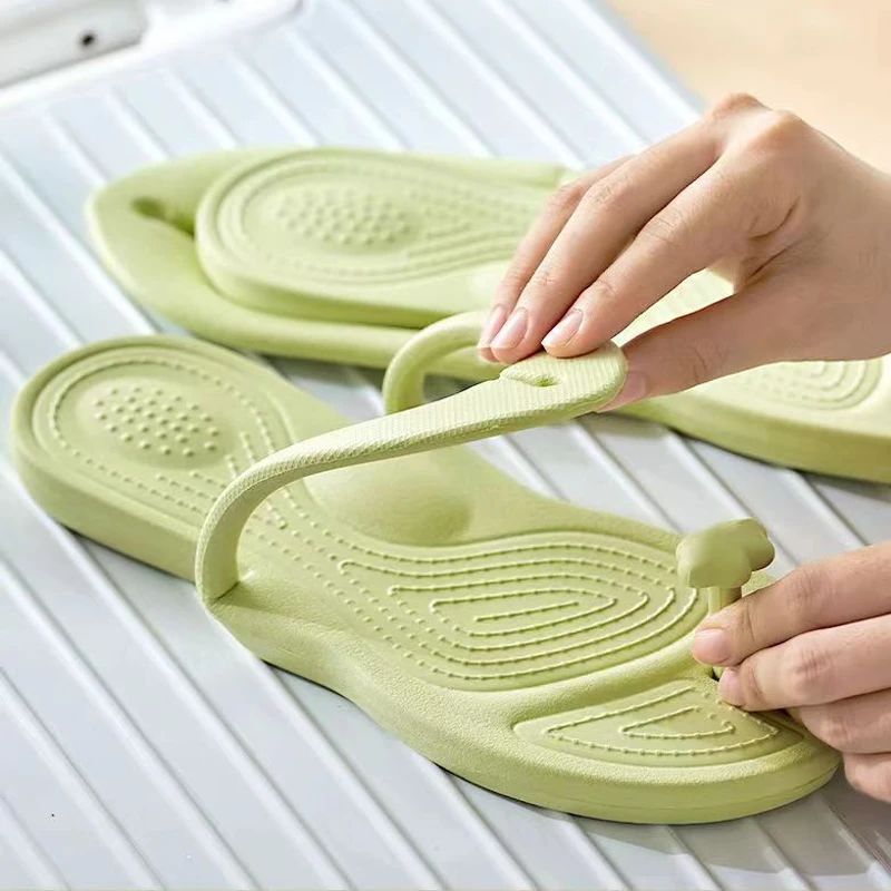 New Folding Slippers Trip Travel Portable Slides Women Men Light Home Hotel Salon Homestay Guest Use Sandals Bathing Beach Shoes