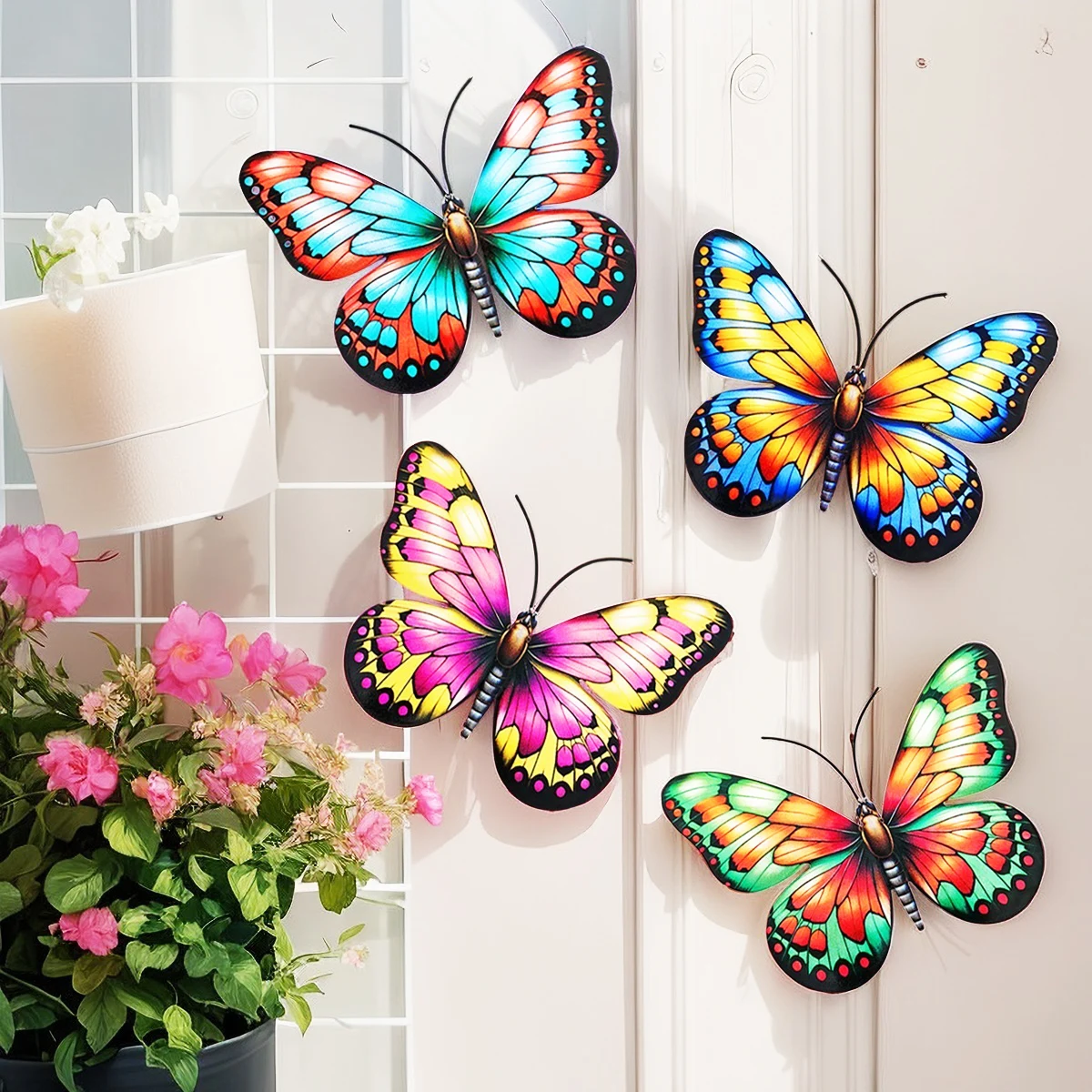 1Pc Metal Art Butterfly Wall Decor Colorful Iron Art Butterfly Sculpture Butterfly Hanging Ornament for Outdoor Home Yard Garden