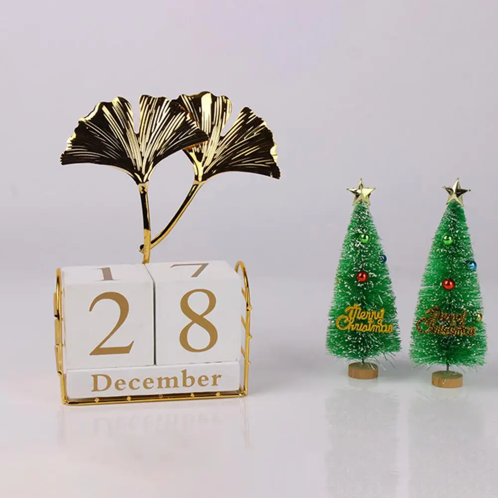 Desktop Calendar with Leaf Ornament Long Lasting Manual Calendar Manual Square Wooden Calendar Holiday Gift