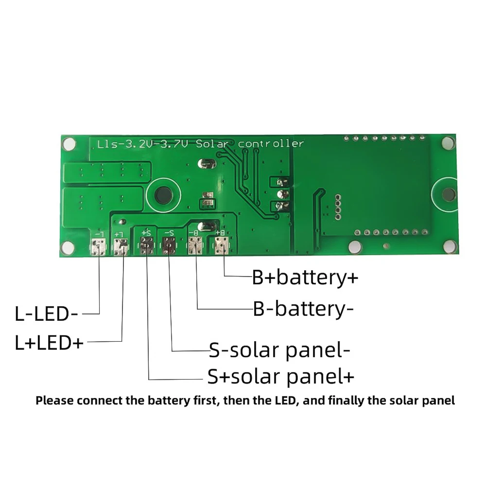 3.2V3.7V Sensore radar a microonde Lampada da parete solare umana Scheda di controllo del circuito del sensore umano a microonde con telecomando