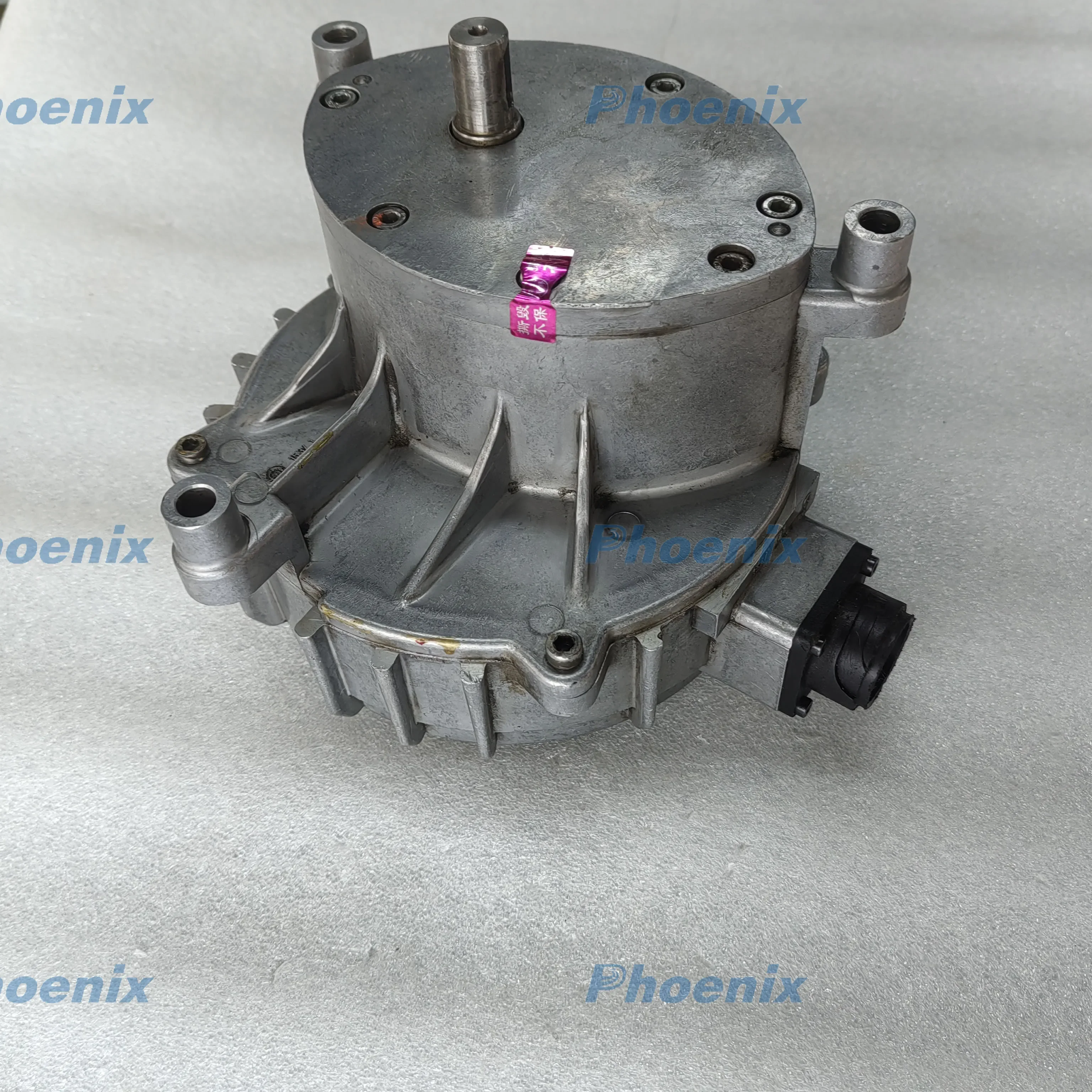 

Оригинальный продукт, демпфирующий водяной роликовый двигатель M2.198.1283/01 DSM 125/6F-ST 100-13 для Heidelberg SM74 SM102 CD102 PM74