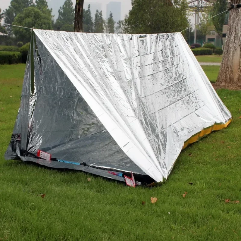 Emergency Survival Tent Blanket Insulated Reflective Shelter for Outdoor Hiking, First Aid & Sun Shade Multi-Functional